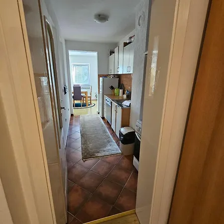 H&m Apartament *
